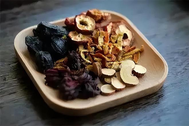 彩神天气越热湿气越重送你3个小妙招祛除湿热寒湿痰湿！(图2)